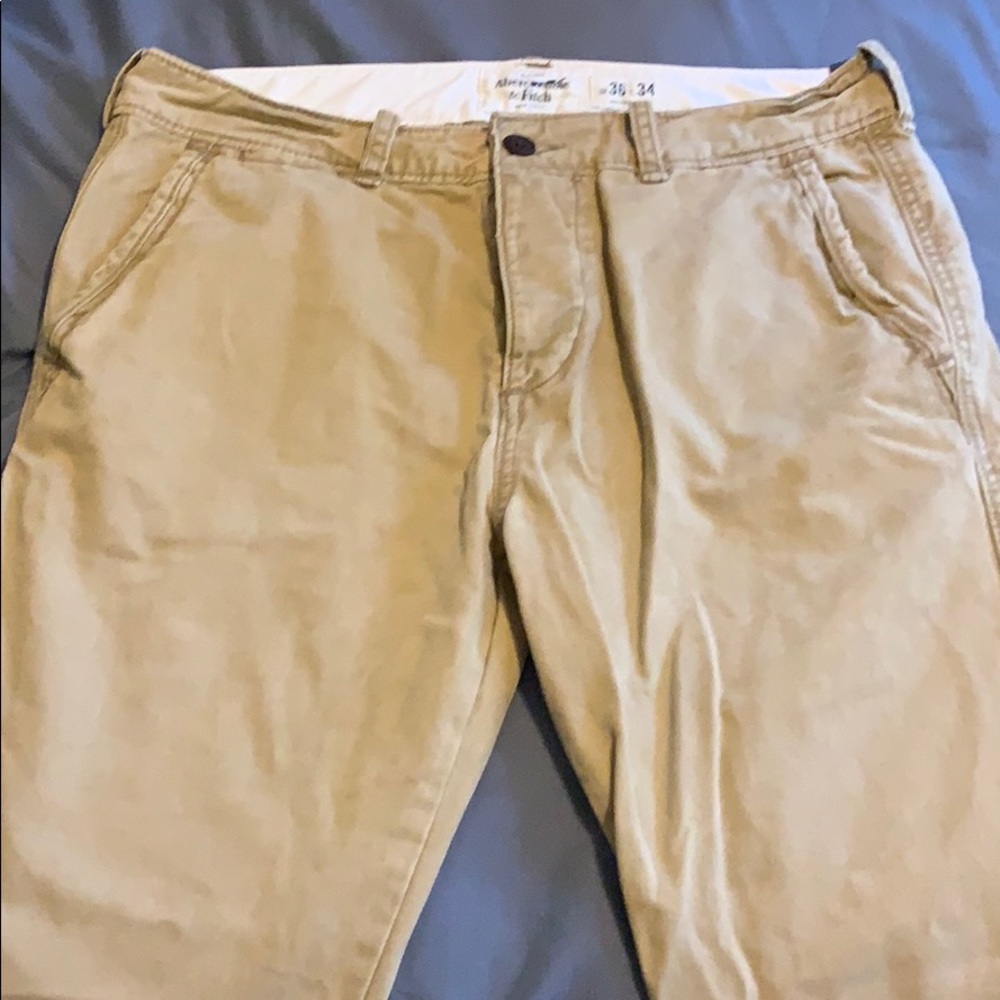 Men’s Abercrombie & Fitch skinny khakis 36x34